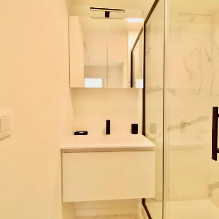 3ch Entierement Renove - Centre Apartment *